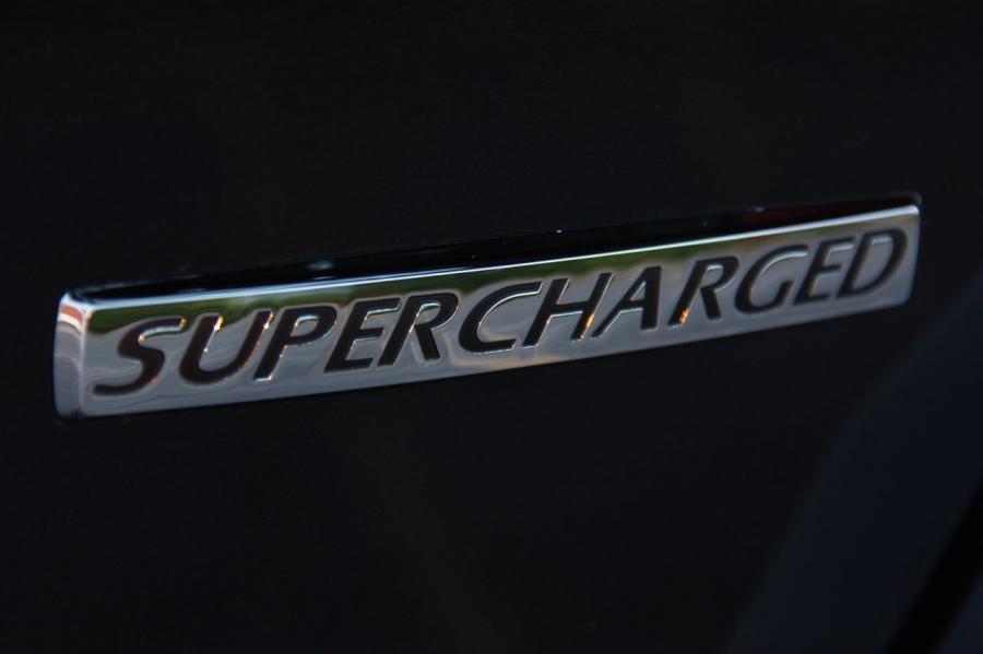  Jaguar XF Supercharged 2009 года  (фото 41 из 44)